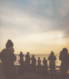 �l��