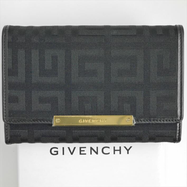 GIVENCHYジバンシージップ付き二つ折り財布