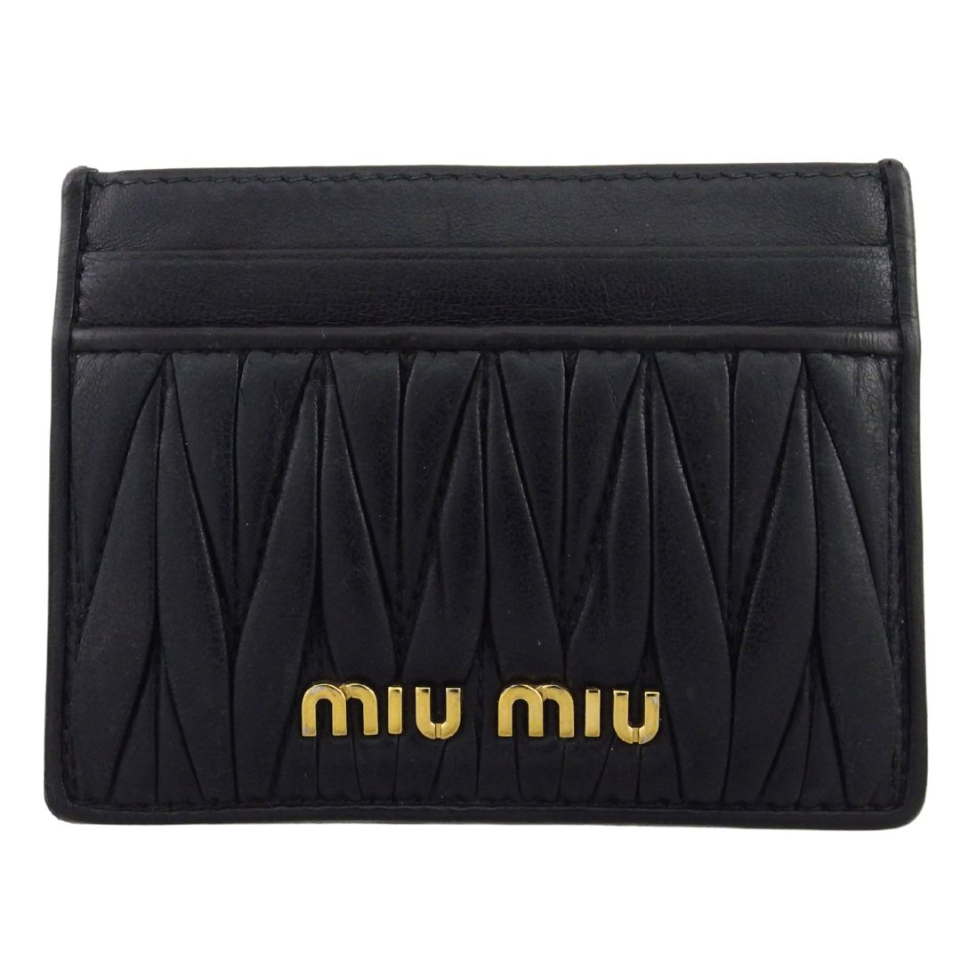 【秋Sale】ミュウミュウ MIUMIU パスケース マテラッセ ブラック×ゴールド レディース 中古