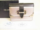 【超希少】 【未使用保管品】 プラダ PRADA シティ カーフレザー 2つ折り 財布 コンパクト財布 コンパクトウォレット メンズ レディース シルバー 【中古】