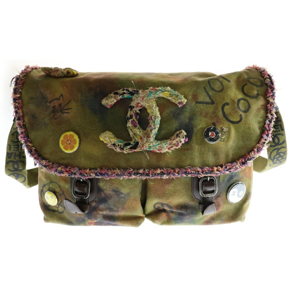 CHANEL(シャネル) ココマーク グラフィティ エンブロイダリー 20番台 ペイント加工キャンバスメッセンジャーバッグ ショルダーバッグ カーキ【中古】【程度B】【カラーグリーン】【取扱店舗BRING心斎橋店】