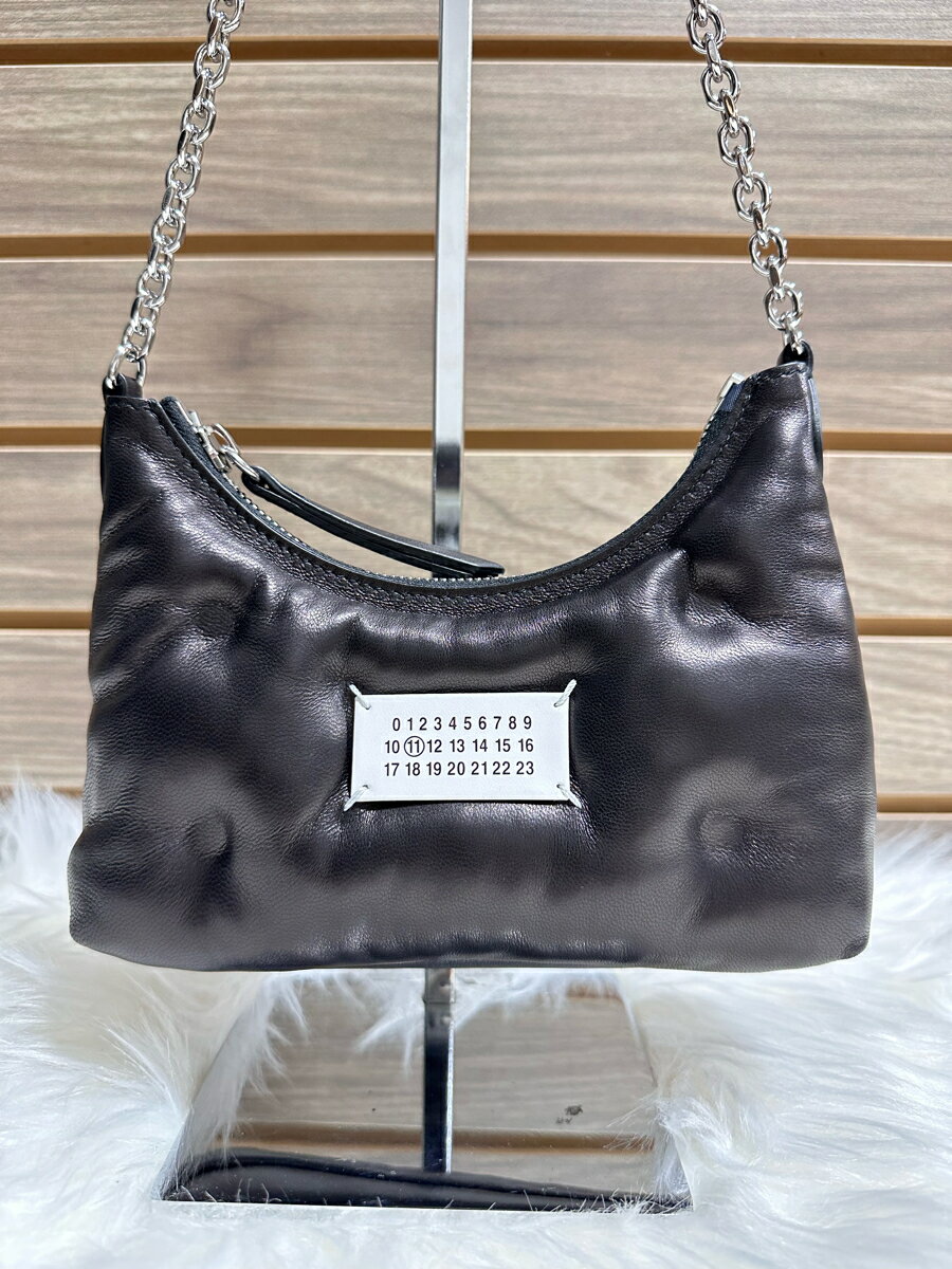 MAISON MARGIELA｜メゾン マルジェラ Glam Slam Micro Hobo Bag SB1WG0021 P4300 メタリック キルティング ナパ レザー レディースバッグ【送料無料】【関税なし】【楽天海外通販】【正規品】