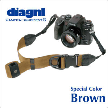 復刻カラー!! ＜公式＞/diagnl(ダイアグナル）/Ninja Camera Strap(ニンジャカメラストラップ）38mm coyote-brown {一眼レフ}{伸縮自在}{カメラ一眼}{マイクロ}{ミラーレス}