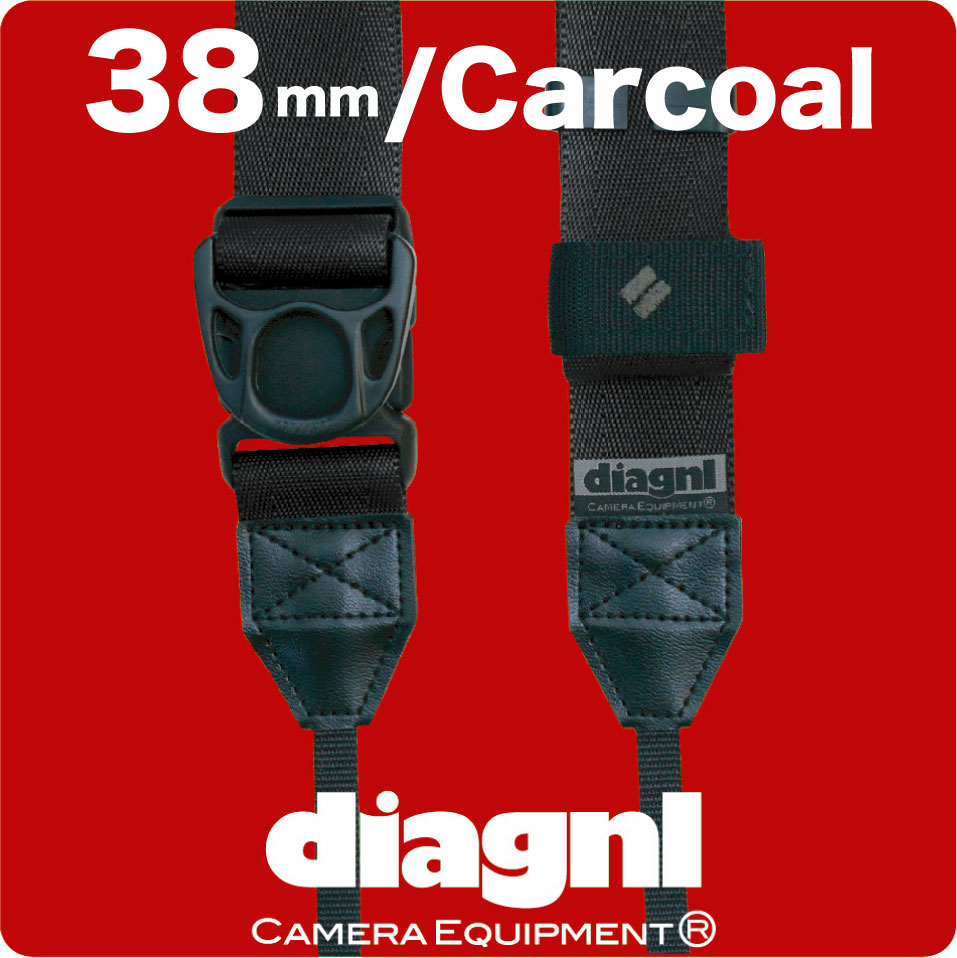 ＜公式＞伸縮自在のカメラストラップ！/diagnl(ダイアグナル）/Ninja Camera Strap(ニンジャカメラストラップ）38mm Charcoal