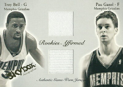 ポウ ガソル Pau Gasol トロイ ベル Troy Bell NBAカード 03/04 Skybox Autographics Rookie Affirmed Game Used 136/500NBAカードをお探しなら！
