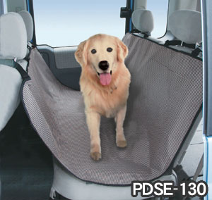 車内の汚れを防ぐ簡易型ペットドライブシート【後部座席型】■アイリスオーヤマ■PDSE-130/汚れても水洗いできます