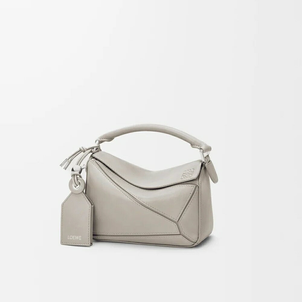 ロエベ LOEWE 2025秋冬レディース フェザーライト パズルバッグ ミニ【シェルグレー 】【送料無料】【正規品】