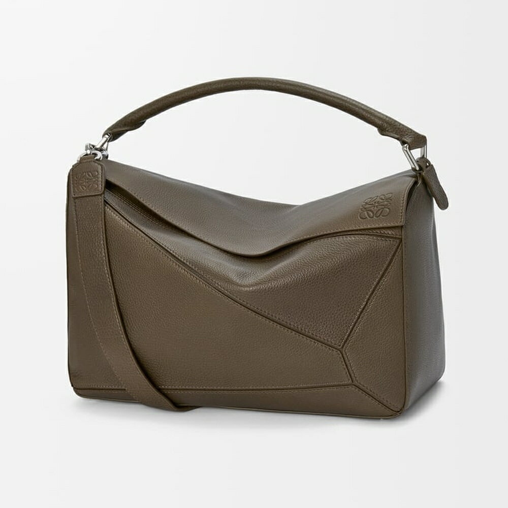 ロエベ LOEWE 2025秋冬メンズ パズルバッグ ラージ【ツンドラ 】【送料無料】【正規品】