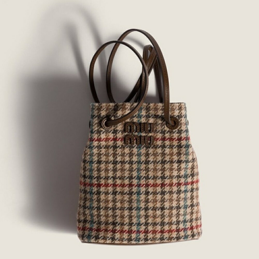 ミュウミュウ MIU MIU 千鳥格子ウール ポーチ5NF460_2DU5_F0040【ベージュ 】【送料無料】【正規品】