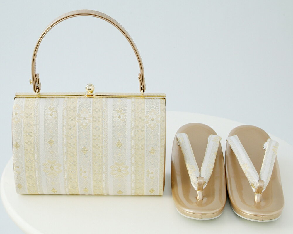 [󥿥]ɤȥۥ磻ȤξʤʥХåϥФˬڤ䤫˰ΩƤޤϥե꡼22.5cm24.5cmбƤޤץòХååȡɡߥۥ磻