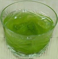 水出し緑茶氷入り