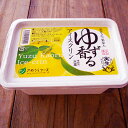 ゆず香るアイスクリン 1リットル 業務用 高知産 実生ゆず使用 手しぼり果汁 果皮入 柚子 スイーツ ギフト プレゼント アイスクリーム ジェラート 土佐 よさこい 冷凍 たっぷり 内祝い 出産祝い 結婚祝い お祝い お返し ご自宅用【Cool delivery】