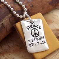 【送料無料】ONLY ONE LEATHER and SILVER MESSAGE PENDANT牛革＆シルバー★メッセージペンダント40％OFF！世界にひとつだけのオリジナル♪オンリーワンペンダントです。