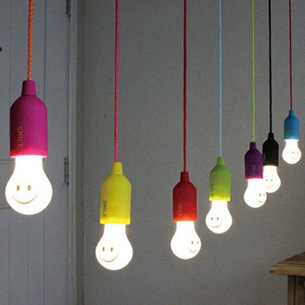 スマイルランプ　電池式　電球型LEDライト　SMILE　LAMP （ 懐中電灯 デザイン照…...:colorfulbox:10033604