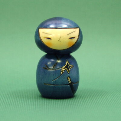 卯三郎こけし　ニンジャ　豆(Ninja Small)【楽ギフ_包装】昭和25年から、群馬県で制作されている創作こけしです。(kokeshi)(japanese doll)(和雑貨)