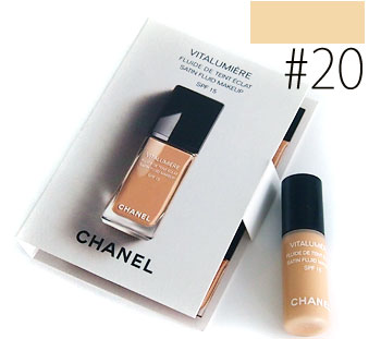 シャネル CHANELヴィタルミエール フリュイドSPF15/PA++ #20 クレール 2.5ml（ミニ）【ファンデーション】【お試し　_あす楽対応】【HLS_DU】【エントリーでポイント10倍】