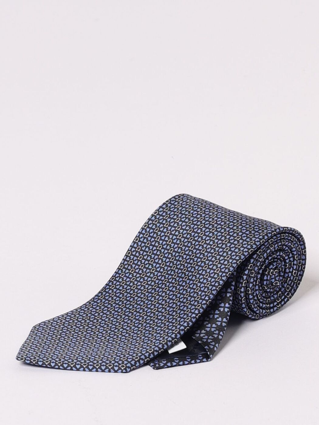 フェラガモ FERRAGAMO 蝶ネクタイ タイ ネクタイ メンズ ネイビー Ties and bow ties 351259 784220 Navy 関税 送料無料 ラッピング無料 2026AW gi