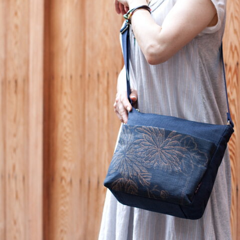 ץʥǤäפǼȤ򤷤롣ۥХåʳ صιʪ 򻳡 ӥå