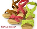 MINNETONKA / クロスストラップ ウェッ