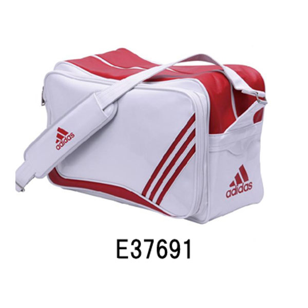 10,000ߡǹ˰ʾ̵ۥǥadidasʥХå̳ءưˤԤä礭ХåʥݡĥХåˡ463220cmKQ888E37692ۥ磻ȡߥ饤ȥå