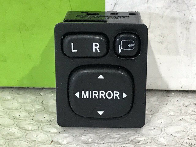 【中古】中古部品 レジアス KCH40W ドアミラースイッチ 【3330530100-000005431961850】