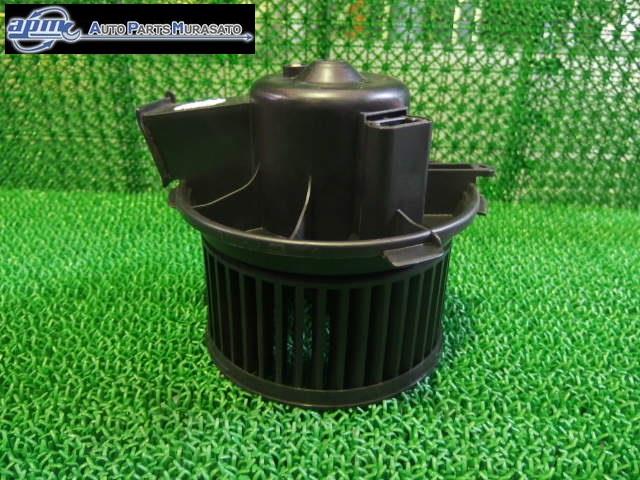 【中古】中古部品 プジョー 206 T1KFW ヒーターブロアモーター 【3310070100-001218749467900】