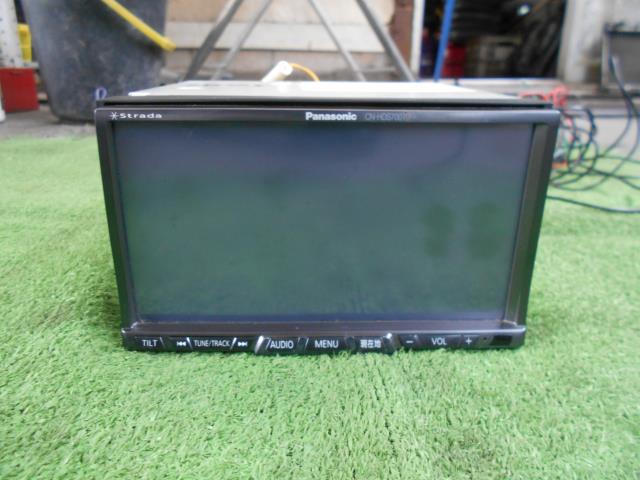 【中古】中古部品 ムーヴコンテ L575S カーナビゲーション 【3330190100-000002107561310】