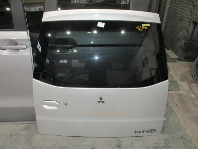 【中古】中古部品 トッポBJ H42A バックドア 【3310160100-000004236415800】