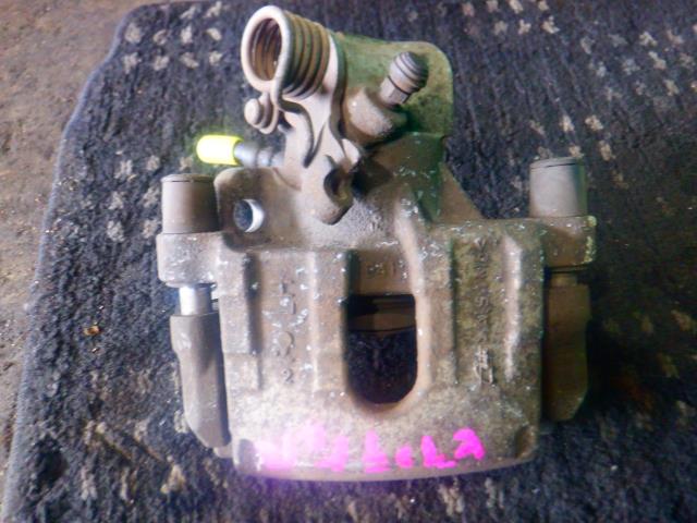 【中古】中古部品 ビアンテ CCEFW 左リアキャリパー 【3340140100-000024158344460】