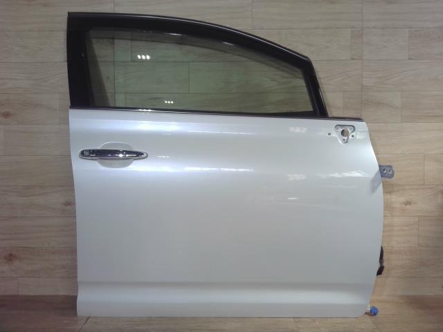 【中古】中古部品 マークXジオ ANA10 右フロントドア 【3310390100-240725001113100】