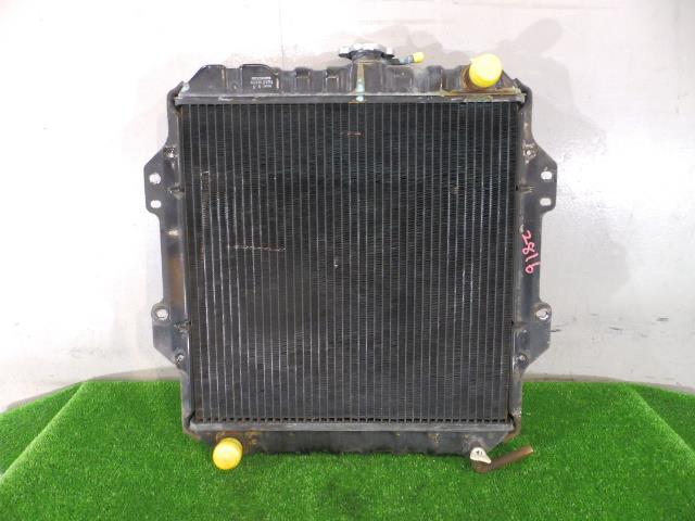 【中古】中古部品 ジムニー JA22W ラジエータ 【3260250000-000024281620400】