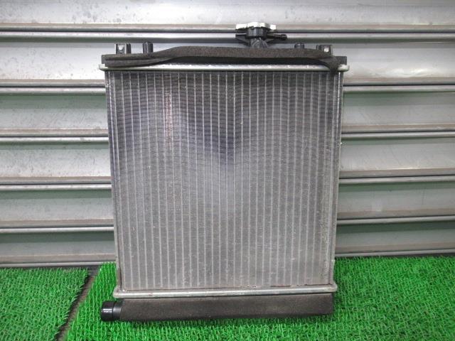 【中古】中古部品 アルト HA25S ラジエータ 【3330540100-250318002220400】