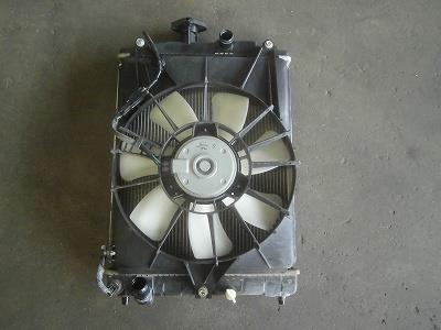 【中古】中古部品 N−BOX JF1 ラジエータ 【3340180100-230531000120400】