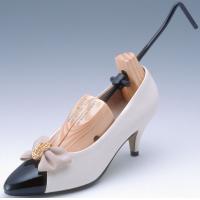 【FIN-220 シューズストレッチャー 女性用】お気に入りの靴、履けるようにしたい!