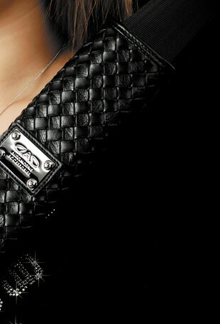 設定等でメール受信が不可の時はキャンセルとなる事があります。ギャルソン ラグジュアリーシートベルトパッド LUXURY SEAT BELT PAD GARSON