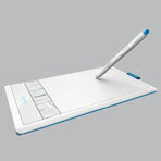 【ポイント5倍】【マラソン201207_家電】【RCPmara1207】【送料無料】WACOM タブレット Bamboo Fun Small CTH-470/W1 [CTH470W1]先進のペン&マルチタッチBambooを充実のグラフィックソフトとともに。