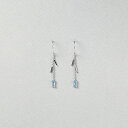 ピアス レディース トパーズ K10 ホワイトゴールド 10k 10金 【 BLOOM ブルーム 】 誕生石 クリスマス プレゼント 贈り物 ギフト 彼女 妻 奥さん 20代 30代 40代 50代 60代 ジュエリー