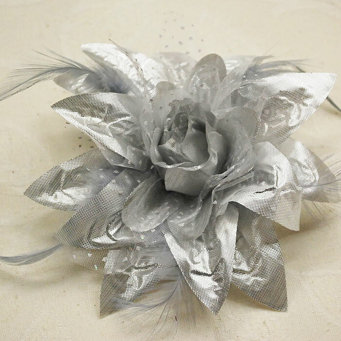 髪飾り 銀シルバー コサージュ 手作りフラワー 女性レディース 卒業式 花 成人式 七五三 浴衣 結婚式かみかざり 女性用 和洋兼用 ヘアアクセサリー メール便不可