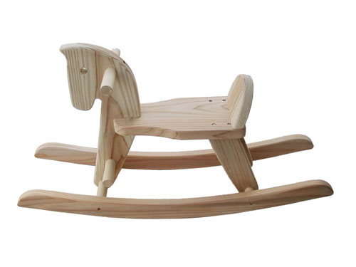 ［木遊舎］スギ木馬 組み立てキット〜スギ材木馬の簡単な組み立てキットです。組み立てマニュアルも付いています。【簡易ラッピング】【送料無料】