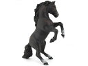 PAPO パポ社 蹴り立つ馬(black)?フランス、PAPO(パポ社)のEquestrianシリーズ、馬をモチーフにしたフィギュア。力強く蹴り立っている黒馬のフィギュアです。