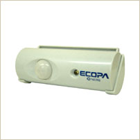 [Nicera（ニッセラ）] センサーライト　エコパ [屋内用] SL-601【屋内用センサーライト】高輝度白色LED搭載で明るく電池の持ちがいい 持ち運びも可能なセンサーライト