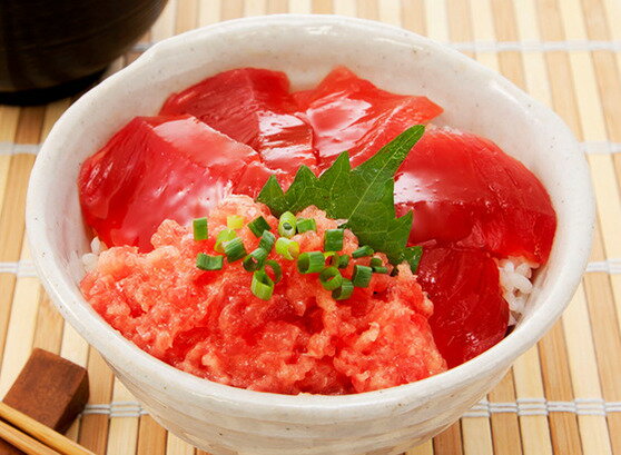 【ふるさと納税】訳あり ネギトロ 1050g（70g×15袋） ねぎとろ ネギトロ丼 まぐろ まぐろたたき 海鮮 個食 かんたん 便利 おかず 冷凍 小分け おいしい 冷凍 お取り寄せグルメ 訳アリ ワケあり 手巻き寿司 軍艦巻き おつまみ 酒の肴 故郷納税 10000円 高知 土佐市 返礼品