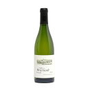 DOMAINE ROULOT MEURSAULT LES VIREUILS 2019 / ドメーヌ ルーロ ムルソー レ ヴィルイユ 2019 . Meursault appears in 1094 in a charter of the abbey of Cluny, as Murassalt, the defeat of Vercingetorix and the lasting settlement of the Romans in Gaul established a long period of peace.The name of Meursault that can be translated as "forest wall" would come from a configuration of a Gallo-Roman habitat scattered in the plain and installed in favor of natural clearings.Meursault is wonderful, offering aromas of crunchy citrus oil and Anjou pear mixed with notes of beeswax and fresh butter. Half-bodied to full-bodied, satin but incisive, it is elegantly textured, with tremendous depth and tension at the heart, underpinned by a thorn of racy acidity that crosses the penetrating finishVarieties : Chardonnay Wine Score : 90/10075cl 1