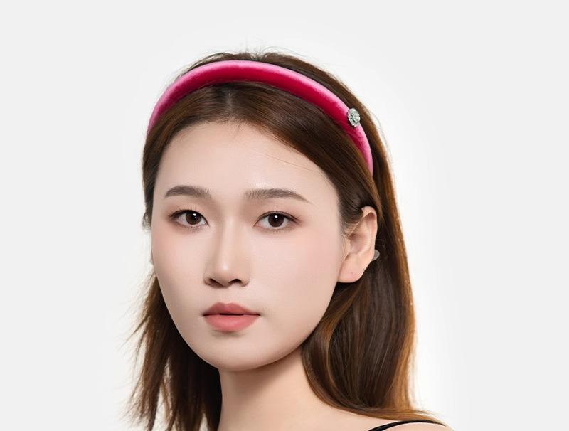 カチューシャ 大人 レディース 上品 エレガント レトロ フェミニン ビジュー キラキラ パーティー 結婚式 おしゃれ シンプル ローズレッド