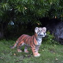 FRPアニマルオブジェ 歩く子タイガー(室内用) 【即納可】 置物 動物 虎 トラ とら 動物園 店舗 カフェ 喫茶店 レストラン 飲食店 インテリア イベント ディスプレイ 実物大 等身大 リアル 【HL_New1805】