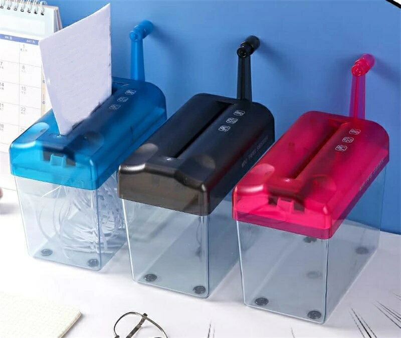 シュレッダー 家庭用 手動式 手動タイプ 卓上シュレッダー ハンドシュレッダー 文房具 事務用品 パソコン周辺機器 PC オフィス 在宅ワーク コンパクト シュレッダー USBケーブル付 裁断 A4サイズ シュレッド 家庭用 コンパク