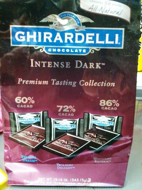 【GHIRARDELLI　CHOCOLATE　INTENSE　DARK】ギラデリ（ジラデリ） チョコレート 543g【50個入】 （インテンスダーク プレミアム テイスティング コレクション【大人のチョコ】