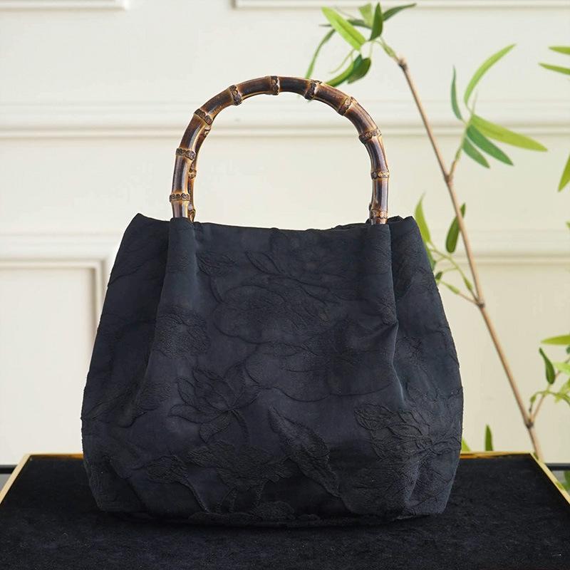 ハンドバッグ 香雲紗 シルク製 バンブーハンドル 新チャイナ風 黒ナズナ柄 高級感 上品 ミドルサイズ アジアン モダン ファッション デイリーユース 万能