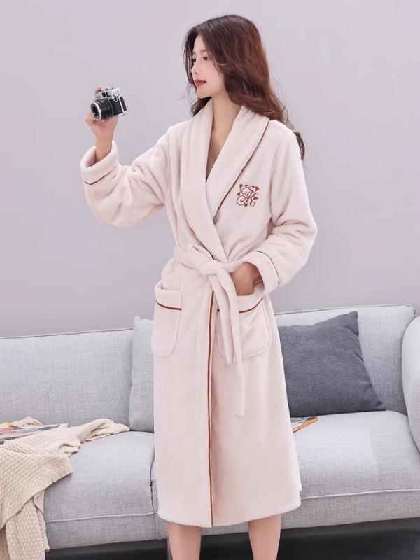 女性用ナイトガウン ビクトリア コーラル フリース ナイトガウン レディース 2025秋冬 フランネル＋ ベルベット 大きいサイズ ホームウェア モーニング ガウン