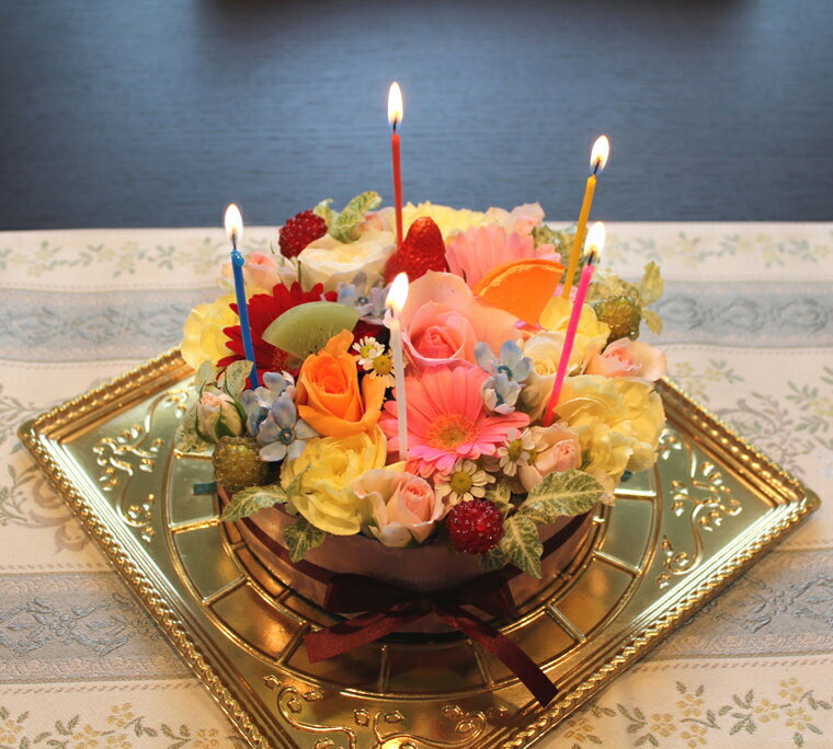 【生花】【フラワーフルーツケーキ】お誕生日にご結婚祝いにフラワーケーキアレンジメント【RCPmara1207】